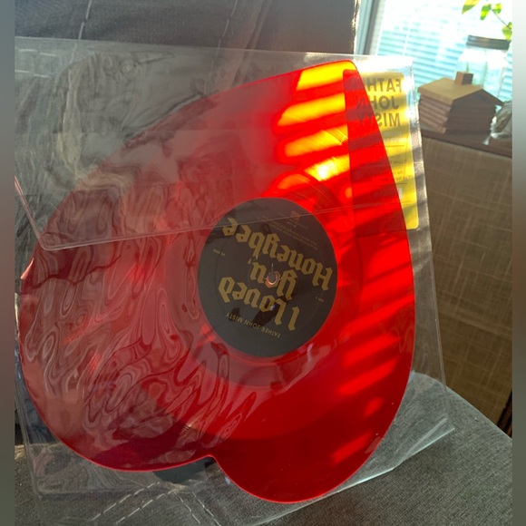 Father John Misty RSD 2015 exclusive Heart-Shaped Single - Picture 3 of 3